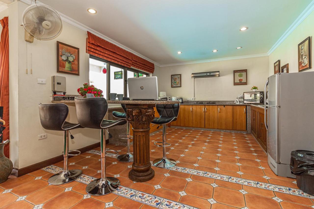 VIEWBOR VILLA - PATTAYA HOLIDAY HOUSE WALKING STREET 4 bedrooms Buitenkant foto
